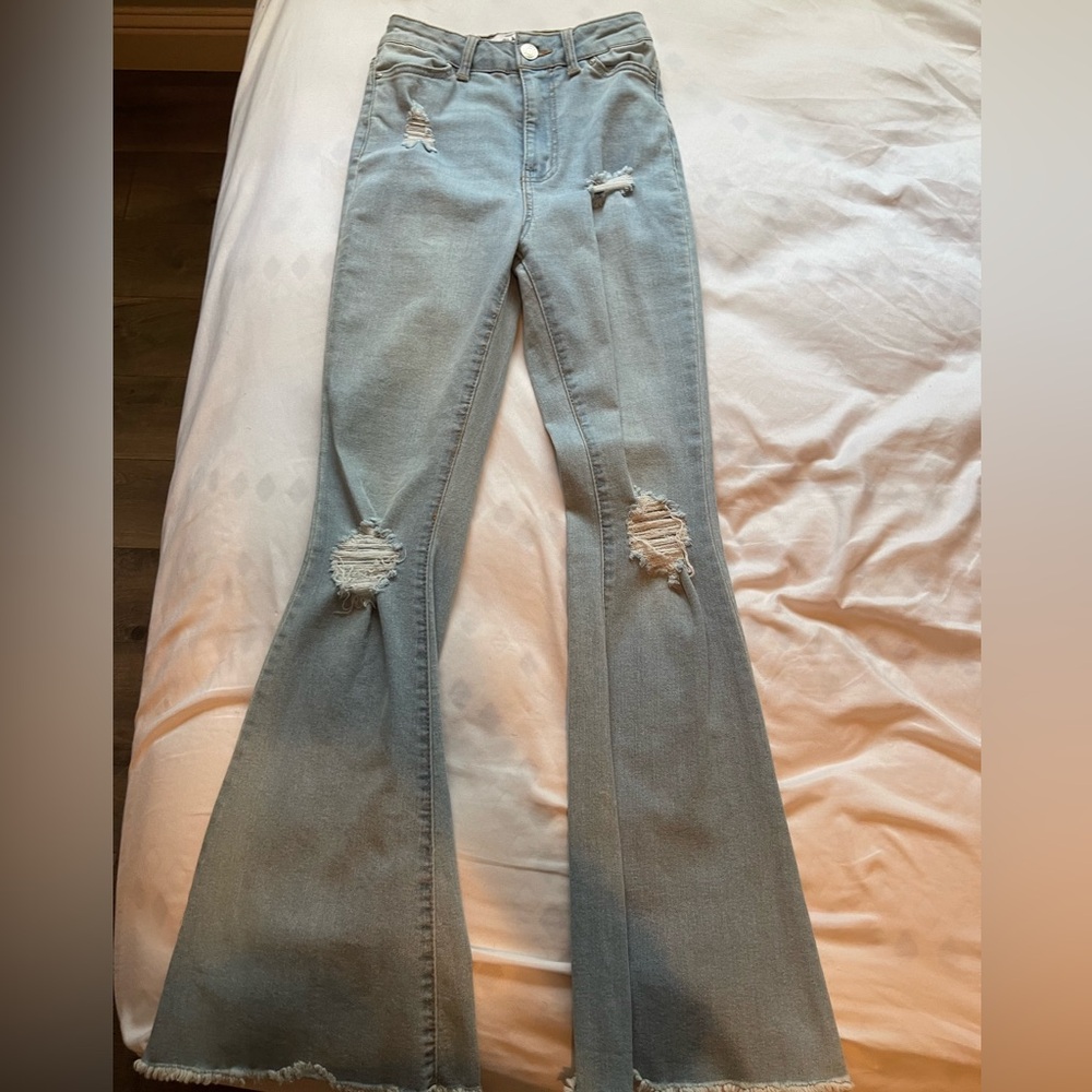 Light washes flared jeans